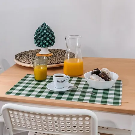 Petite Maison La Pigna شقة كالتاجيروني